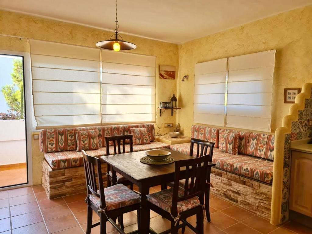 Apartamentos Rex Con 2 Camere Da Letto 에스푸홀스 외부 사진